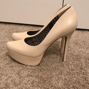 🔥Jessica Simpson Platform Heels🔥